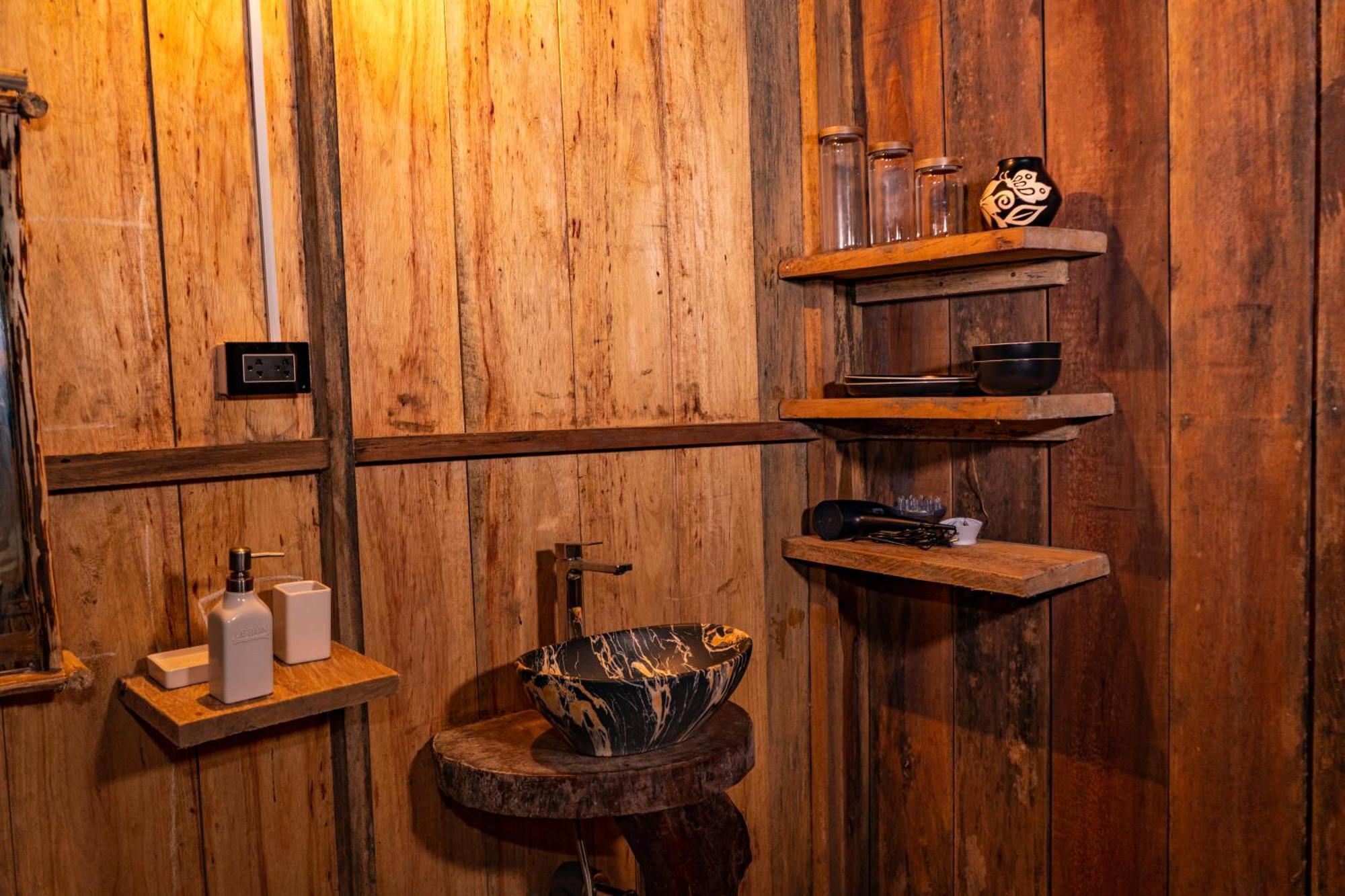 Awaken Amazonian Healing Resort All Inclusive Iquitos Esterno foto